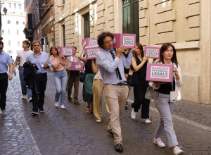 Fine vita, depositate in Senato le 74.039 firme raccolte per la legge di iniziativa popolare per legalizzare l’eutanasia